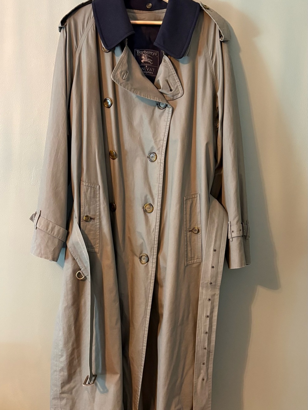 Vintage Burberrys’ Olive Green/Gray Trench Coat with Unique Tartan Plaid Lining